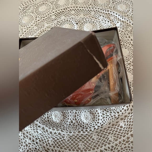 ***SOLD***New Authentic Gucci Leather Bamboo Buckle Wooden Platform Sandals - Picture 15 of 17